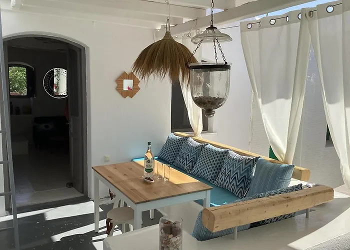 La Maison De Bella Λεύκες