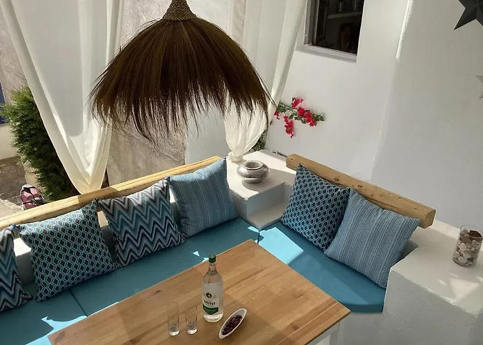 La Maison De Bella * Λεύκες