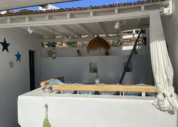La Maison De Bella Lefkes (Paros)